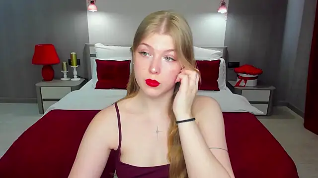 Snapshot of Stella_Light chatting on June 12, 2026, 5:39 am Stella Light online show from June 12, 2026, 5:39 am