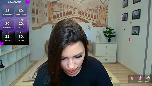 KittyShenson online show from June 11, 2026, 5:33 pm