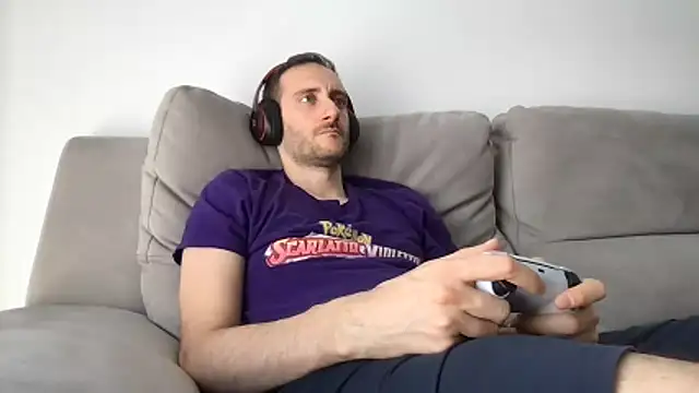 LukaShyGuy online show from May 26, 2026, 9:05 am