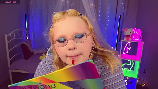 LottieReed online show from June 12, 2026, 5:45 pm