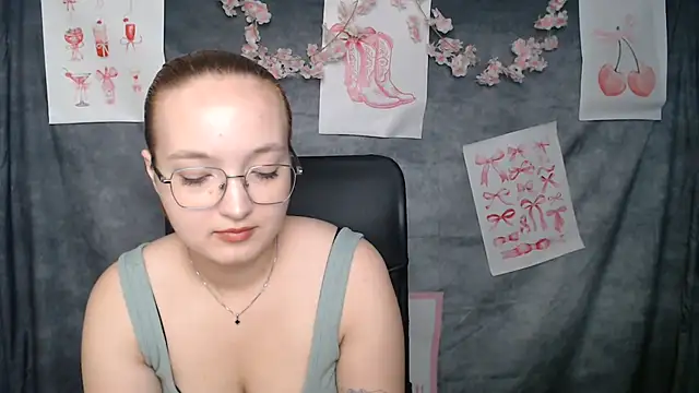 Snapshot of MissAriaa chatting on June 15, 2026, 5:53 am MissAriaa online show from June 15, 2026, 5:53 am