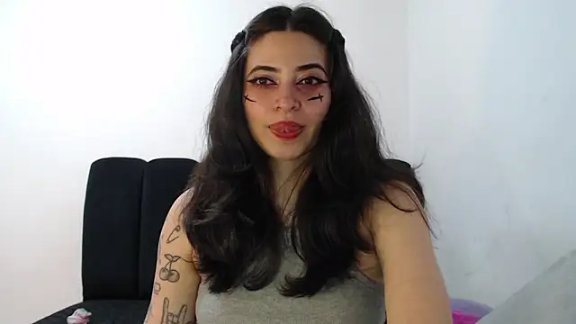 Annagoth  online show from June 18, 2026, 12:11 am
