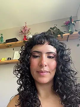 SugarTroubl33 online show from June 11, 2026, 2:37 pm