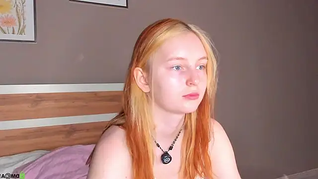 AngelWisee online show from July 9, 2026, 3:10 am