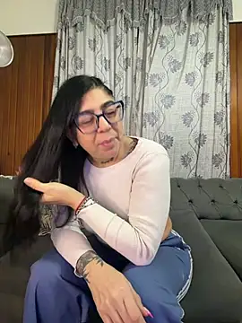 Snapshot of solmorochia chatting on July 27, 2026, 9:11 pm solmorochia online show from July 27, 2026, 9:11 pm