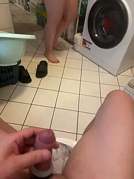 Teeny-Slut18 online show from June 30, 2026, 5:19 am