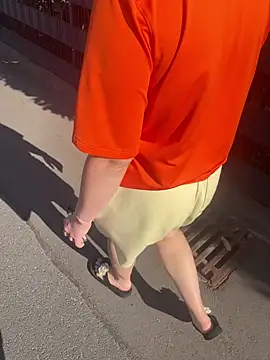 Teeny-Slut18 online show from July 19, 2026, 7:12 am