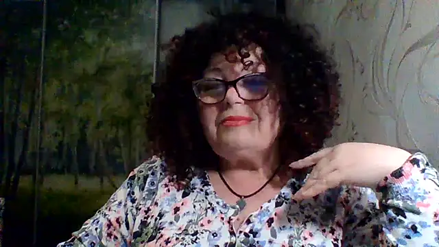 Snapshot of Milaniya606 chatting on May 4, 2026, 7:21 pm Milaniya606 online show from May 4, 2026, 7:21 pm