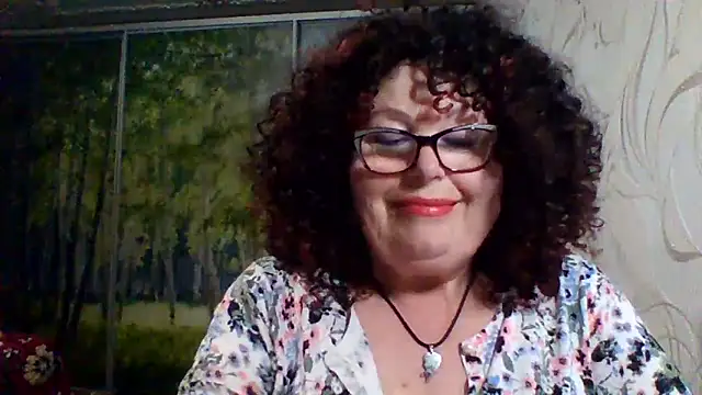 Snapshot of Milaniya606 chatting on May 7, 2026, 7:19 pm Milaniya606 online show from May 7, 2026, 7:19 pm