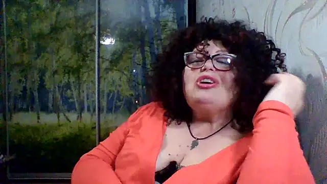 Snapshot of Milaniya606 chatting on May 8, 2026, 7:30 pm Milaniya606 online show from May 8, 2026, 7:30 pm