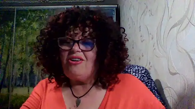 Snapshot of Milaniya606 chatting on May 14, 2026, 7:42 pm Milaniya606 online show from May 14, 2026, 7:42 pm