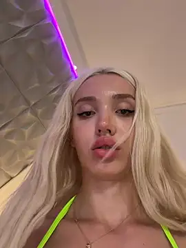 Lana-Grey online show from June 27, 2026, 10:15 pm