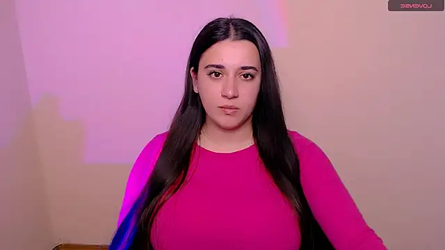 AlinaDoll  online show from May 22, 2026, 7:37 am
