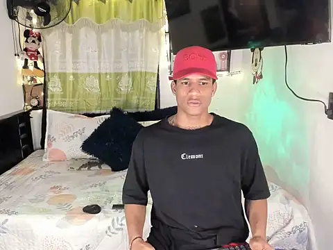 JUANBIGCOCK21CM online show from June 15, 2026, 12:46 am