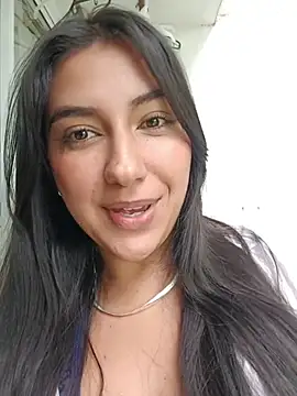 ViolettaWalton1 online show from June 18, 2026, 2:32 pm