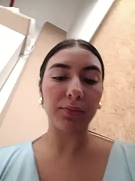 ViolettaWalton1 online show from August 5, 2026, 2:09 pm
