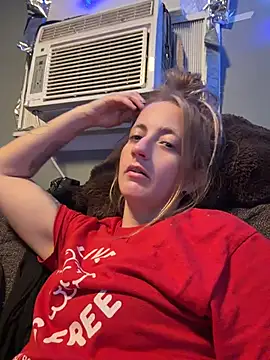 sexxxilexxxi44 online show from May 26, 2026, 2:40 am
