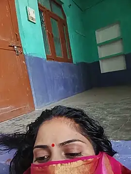 Pushpa hotty online show from May 24, 2026, 3:33 am