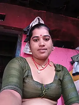 Snapshot of Hot_kamla chatting on July 1, 2026, 4:25 am Hot kamla online show from July 1, 2026, 4:25 am
