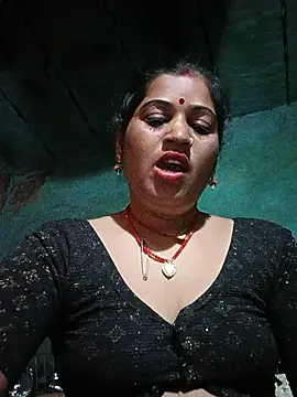 Snapshot of Hot_kamla chatting on July 12, 2026, 11:40 pm Hot kamla online show from July 12, 2026, 11:40 pm