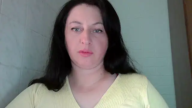 MelinaAx online show from July 10, 2026, 7:49 pm