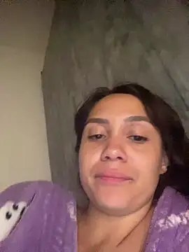 carolsapequinha online show from June 7, 2026, 5:44 am
