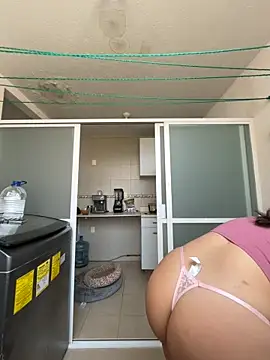 Monica17 online show from June 18, 2026, 4:22 pm
