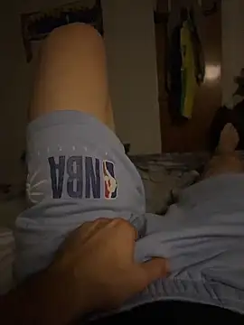 daddyshomeee  online show from July 5, 2026, 4:07 am