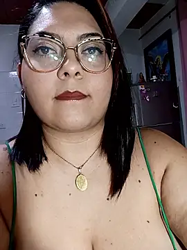 Snapshot of Anna_Lucia88 chatting on June 7, 2026, 7:01 am Anna Lucia88 online show from June 7, 2026, 7:01 am