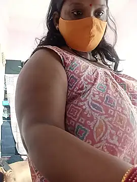 CUTE-LOVE-SWEETS online show from July 2, 2026, 4:02 pm
