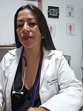 JustSamantha  online show from June 12, 2026, 11:20 am