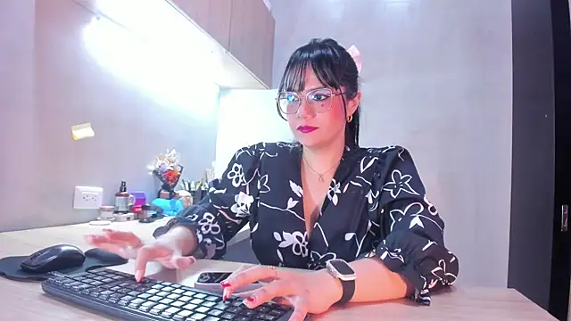 Haylenpark online show from May 17, 2026, 9:49 am