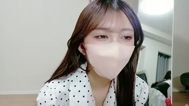 alicechan v online show from June 14, 2026, 11:12 am