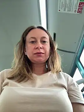 Snapshot of Brooke_lover chatting on June 30, 2026, 6:53 pm Brooke lover online show from June 30, 2026, 6:53 pm