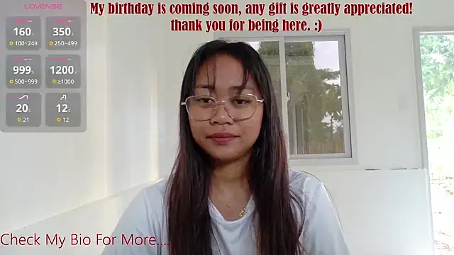 Snapshot of Juliet_official_pro chatting on July 12, 2026, 10:23 pm Juliet official pro online show from July 12, 2026, 10:23 pm