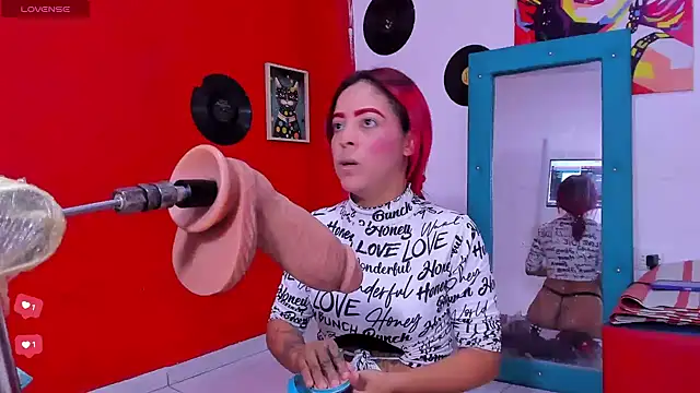 Melani  HoTT online show from July 22, 2026, 5:43 am