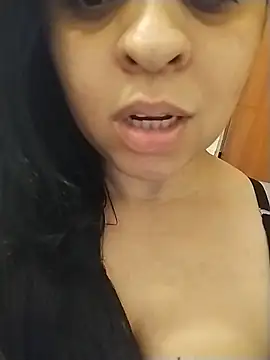 Snapshot of hirla chatting on June 22, 2026, 10:40 pm hirla online show from June 22, 2026, 10:40 pm