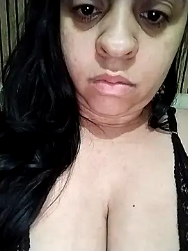Snapshot of hirla chatting on June 26, 2026, 3:22 am hirla online show from June 26, 2026, 3:22 am