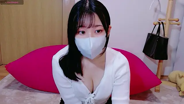 shiorin 3 online show from April 15, 2026, 10:33 am