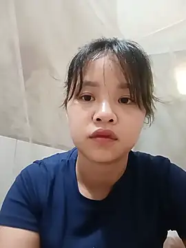 Snapshot of Pretty-haert chatting on July 14, 2026, 2:05 am Pretty-haert online show from July 14, 2026, 2:05 am
