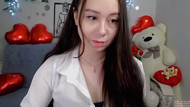 Snapshot of AlinaEleven chatting on June 6, 2026, 11:53 pm AlinaEleven online show from June 6, 2026, 11:53 pm
