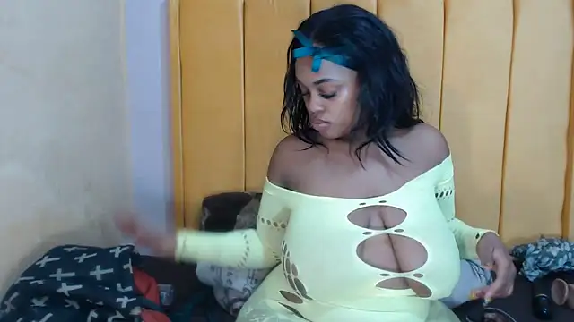 SexyHarleyBlack online show from June 18, 2026, 1:37 pm