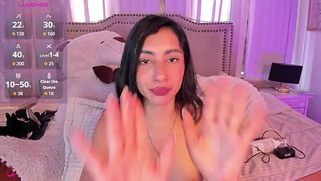 lya  brown online show from May 11, 2026, 4:04 pm