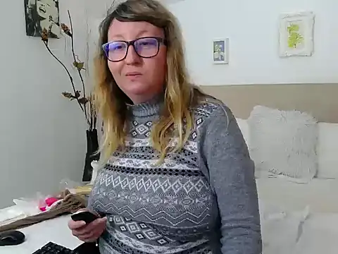 Snapshot of OlgaPavlova chatting on April 18, 2026, 12:20 pm OlgaPavlova online show from April 18, 2026, 12:20 pm