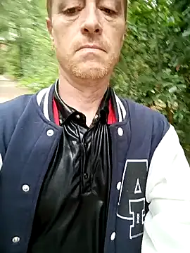 Snapshot of jefflatex45 chatting on July 18, 2026, 10:19 am jefflatex45 online show from July 18, 2026, 10:19 am