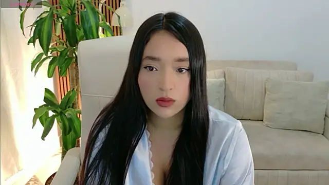 IAM  ZARA online show from June 16, 2026, 7:49 pm