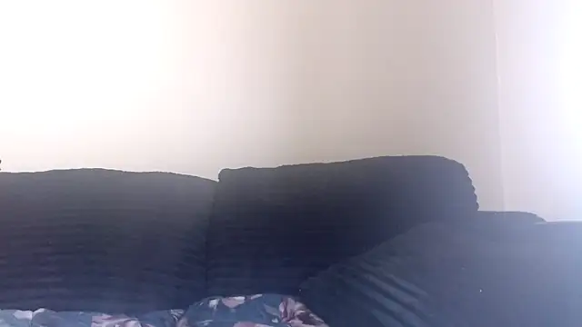 roseroyceee online show from August 3, 2026, 12:43 pm