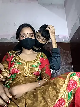 couplegk71 online show from February 10, 2026, 6:34 pm
