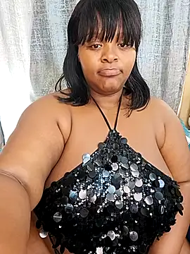 ChoklitBerryXX online show from May 12, 2026, 10:01 am
