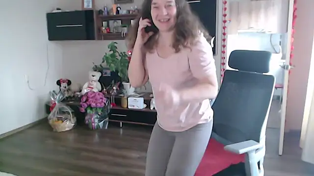 Snapshot of SofiaBoone chatting on February 21, 2026, 6:25 am SofiaBoone online show from February 21, 2026, 6:25 am